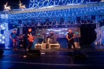 Foto - Espetáculo Rei Leão e banda Projeto X