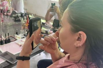 Foto - Consultoria Personalizada, a importância do autocuidado e apresentação profissional foi o tema do encontro comemorativo ao Dia Internacional da Mulher