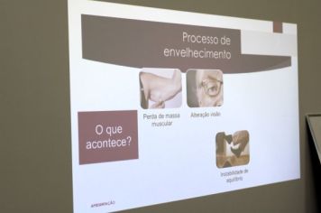 Foto - CREAS REALIZA CAMPANHA JUNHO VIOLETA EM CAJATI