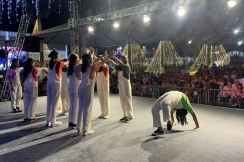 Foto - ABERTURA OFICIAL DO NATAL ENCANTADO ACONTECEU NA NOITE DESTE SÁBADO (7/12)