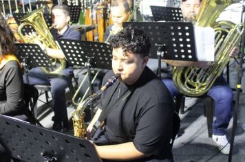 Foto - ABERTURA OFICIAL DO NATAL ENCANTADO ACONTECEU NA NOITE DESTE SÁBADO (7/12)