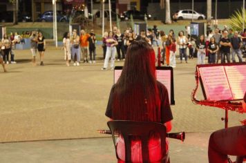 Foto - 4º MOVIMENTO CULTURA NA PRAÇA FOI UM ESPETÁCULO DE TALENTOS DO MUNICÍPIO