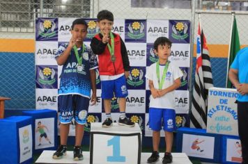 Foto - Torneio de Atletismo entres as APAES do Vale do Ribeira foi realizado no Centro de Eventos em Cajati