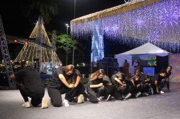 Foto - ABERTURA OFICIAL DO NATAL ENCANTADO ACONTECEU NA NOITE DESTE SÁBADO (7/12)