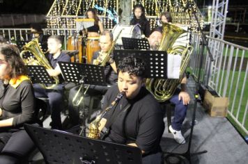 Foto - ABERTURA OFICIAL DO NATAL ENCANTADO ACONTECEU NA NOITE DESTE SÁBADO (7/12)