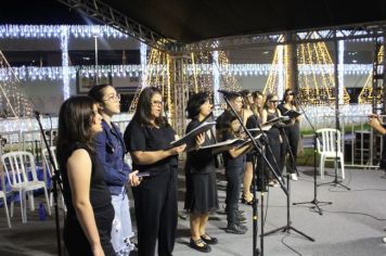 Foto - ABERTURA OFICIAL DO NATAL ENCANTADO ACONTECEU NA NOITE DESTE SÁBADO (7/12)