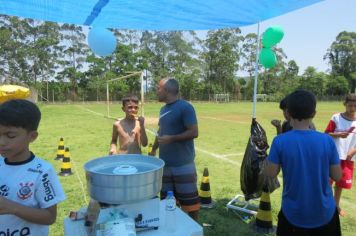 Foto - Projeto Meninos da Bola realiza festa comemorativa pelos seus 12 anos de existência