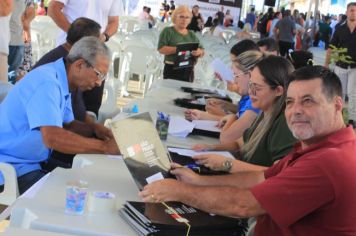 Foto - Inauguração do Empreendimento Cajati D- 65 casas e entrega de 280 títulos de Regularização Fundiária