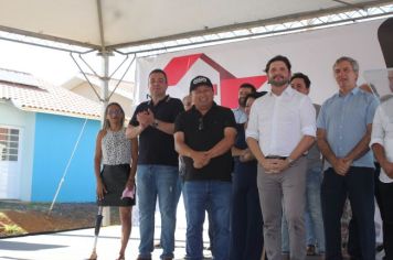 Foto - Inauguração do Empreendimento Cajati D- 65 casas e entrega de 280 títulos de Regularização Fundiária