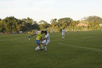 Foto - JOGO COMEMORATIVO COM EX-CRAQUES DA SELEÇÃO BRASILEIRA- CAJATI, 31 ANOS