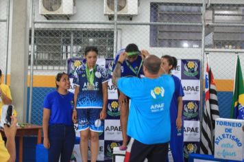 Foto - Torneio de Atletismo entres as APAES do Vale do Ribeira foi realizado no Centro de Eventos em Cajati