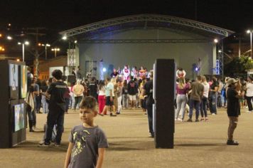 Foto - 4º MOVIMENTO CULTURA NA PRAÇA FOI UM ESPETÁCULO DE TALENTOS DO MUNICÍPIO