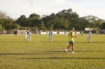 Foto - JOGO COMEMORATIVO COM EX-CRAQUES DA SELEÇÃO BRASILEIRA- CAJATI, 31 ANOS