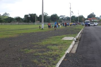 Foto - Torneio de Atletismo entres as APAES do Vale do Ribeira foi realizado no Centro de Eventos em Cajati