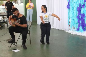 Foto - APAE CAJATI COMEMORA OS 25 ANOS DE EXISTÊNCIA NA PRAÇA DA BÍBLIA