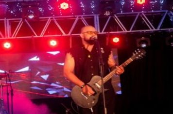 Foto - Espetáculo Rei Leão e banda Projeto X