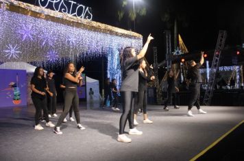 Foto - ABERTURA OFICIAL DO NATAL ENCANTADO ACONTECEU NA NOITE DESTE SÁBADO (7/12)