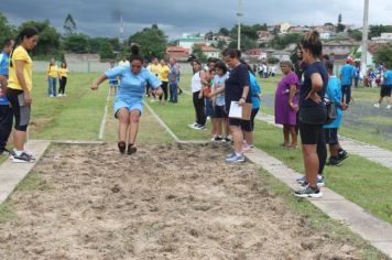 Foto - Torneio de Atletismo entres as APAES do Vale do Ribeira foi realizado no Centro de Eventos em Cajati