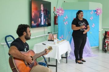 Foto - Residentes do Pró-Idoso participa de evento em homenagem ao dia Internacional da Mulher