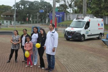 Foto - 1ª Caminhada pela Inclusão Cordão de Girassol 