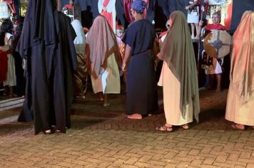 Foto - PAIXÃO DE CRISTO EMOCIONA CERCA DE 1500 MIL PESSOAS NA PRAÇA DA BÍBLIA