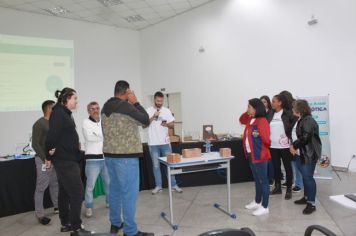 Foto - Professores da Secretaria de Educação de Cajati recebem Certificação do Curso de Robótica