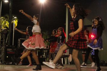 Foto - 4º MOVIMENTO CULTURA NA PRAÇA FOI UM ESPETÁCULO DE TALENTOS DO MUNICÍPIO