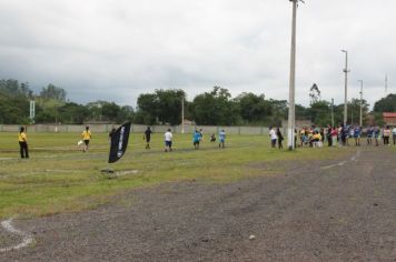 Foto - Torneio de Atletismo entres as APAES do Vale do Ribeira foi realizado no Centro de Eventos em Cajati