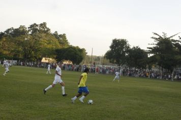 Foto - JOGO COMEMORATIVO COM EX-CRAQUES DA SELEÇÃO BRASILEIRA- CAJATI, 31 ANOS