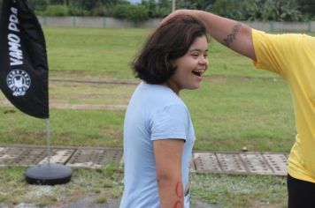 Foto - Torneio de Atletismo entres as APAES do Vale do Ribeira foi realizado no Centro de Eventos em Cajati