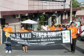 Foto - CAMINHADA FAÇA BONITO EM ALUSÃO AO 18 DE MAIO - DIA NACIONAL DE COMBATE AO ABUSO E À EXPLORAÇÃO SEXUAL