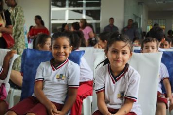 Foto - Inauguração da Escola Municipal de Educação Básica Bairro Jardim São José