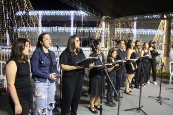 Foto - ABERTURA OFICIAL DO NATAL ENCANTADO ACONTECEU NA NOITE DESTE SÁBADO (7/12)