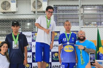 Foto - Torneio de Atletismo entres as APAES do Vale do Ribeira foi realizado no Centro de Eventos em Cajati