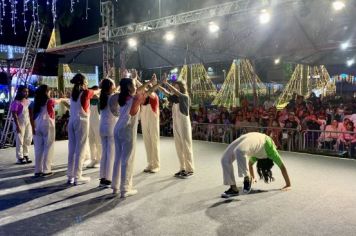 Foto - ABERTURA OFICIAL DO NATAL ENCANTADO ACONTECEU NA NOITE DESTE SÁBADO (7/12)