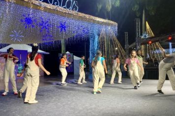 Foto - ABERTURA OFICIAL DO NATAL ENCANTADO ACONTECEU NA NOITE DESTE SÁBADO (7/12)