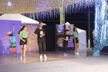 Foto - ABERTURA OFICIAL DO NATAL ENCANTADO ACONTECEU NA NOITE DESTE SÁBADO (7/12)