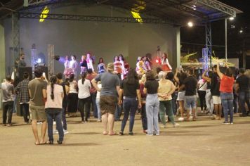 Foto - 4º MOVIMENTO CULTURA NA PRAÇA FOI UM ESPETÁCULO DE TALENTOS DO MUNICÍPIO