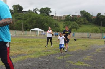 Foto - Torneio de Atletismo entres as APAES do Vale do Ribeira foi realizado no Centro de Eventos em Cajati