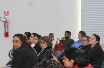 Foto - Professores da Secretaria de Educação de Cajati recebem Certificação do Curso de Robótica