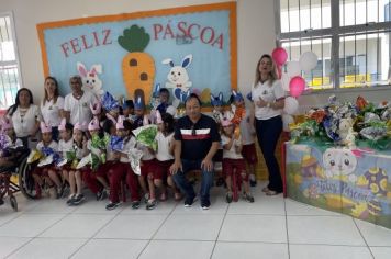 Foto - PREFEITURA DE CAJATI REALIZA ENTREGA  DE OVOS DE PÁSCOA E MIMOS ESPECIAIS!