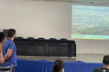 Foto - REPRESENTANTES DE TURISMO DO VALE DO RIBEIRA REALIZAM APRESENTAÇÕES DOS ATRATIVOS TURÍSTICOS DOS  SEUS MUNICÍPIOS