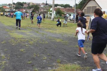 Foto - Torneio de Atletismo entres as APAES do Vale do Ribeira foi realizado no Centro de Eventos em Cajati