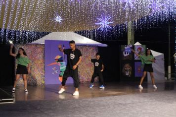 Foto - ABERTURA OFICIAL DO NATAL ENCANTADO ACONTECEU NA NOITE DESTE SÁBADO (7/12)