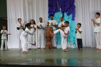 Foto - APAE CAJATI COMEMORA OS 25 ANOS DE EXISTÊNCIA NA PRAÇA DA BÍBLIA