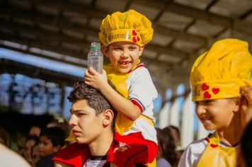 Foto - Cajati, Terra da Banana- Sabores e Saberes- apresentações das escolas municipais