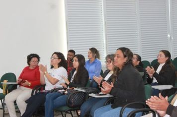 Foto - Professores da Secretaria de Educação de Cajati recebem Certificação do Curso de Robótica