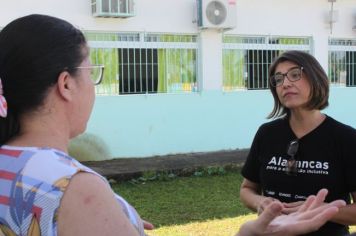 Foto - Visitação nas escolas do Projeto Alavancas