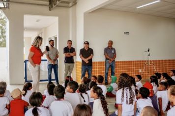 Foto - PREFEITURA DE CAJATI REALIZA ENTREGA  DE OVOS DE PÁSCOA E MIMOS ESPECIAIS!