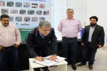 Foto - Sabesp anuncia investimentos de R$ 10,58 milhões para obras em Cajati